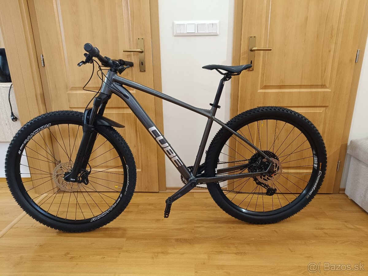 Predám bike CUBE aim SL