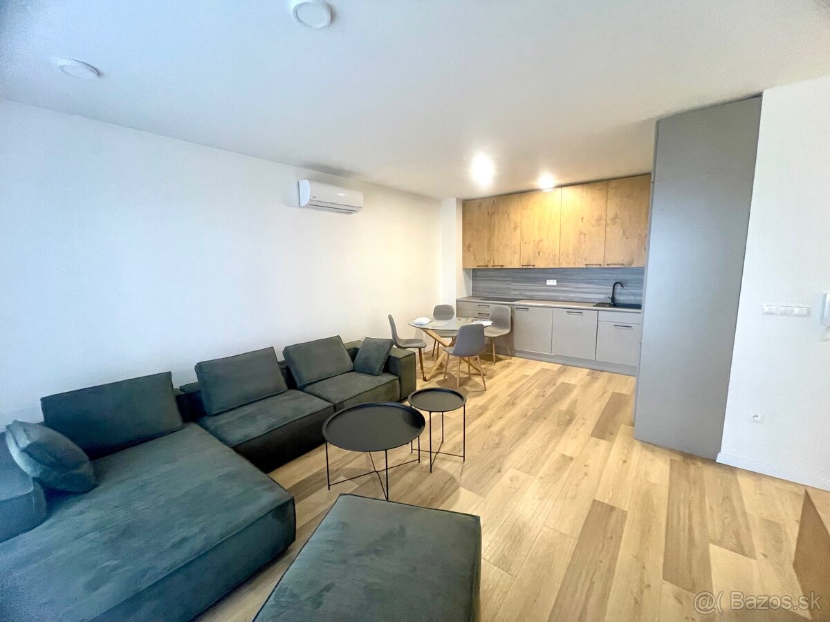 Prenájom 2 izbový byt Bojnice Castle Rezidence