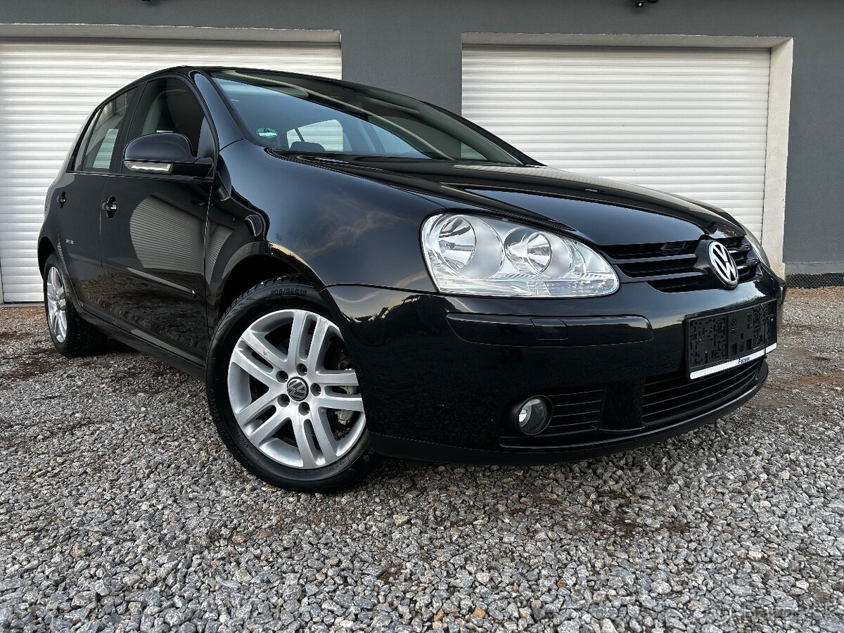 VOLKSWAGEN GOLF 1,4 TSI UNITED,MODEL 2009,ŤAŽNÉ