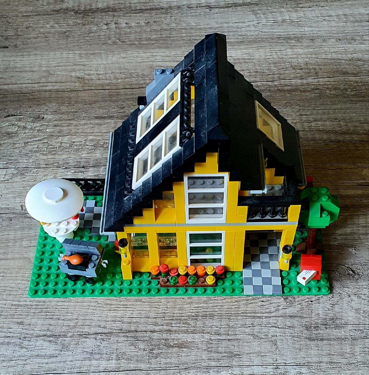 Lego Beach House 4996