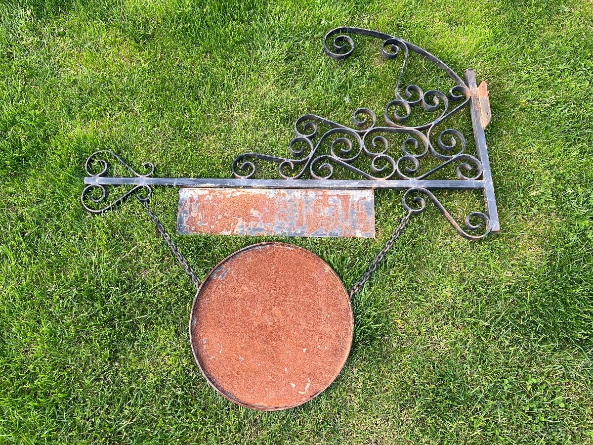 Vývesna tabula - štít