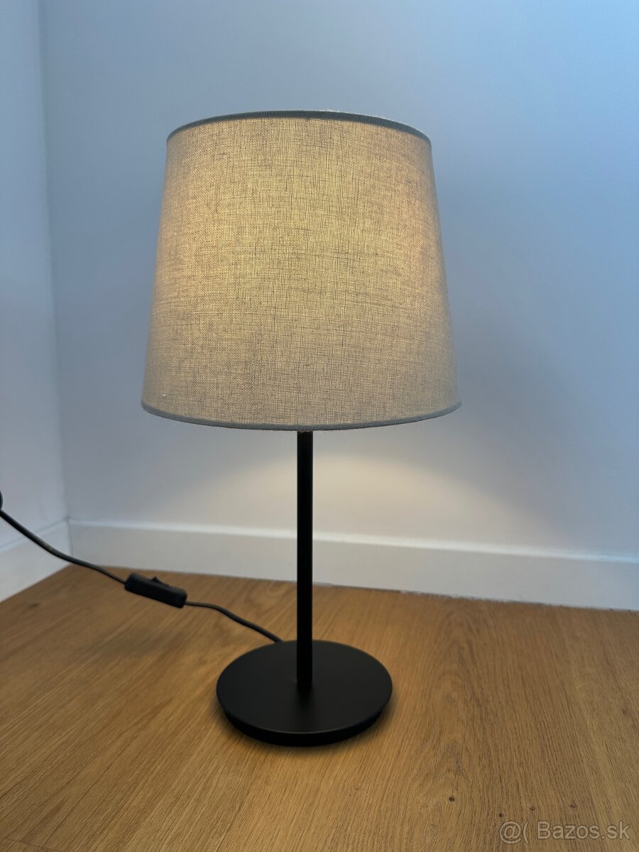 Stolová lampa IKEA SKAFTET + LED žiarovka TRADFRI