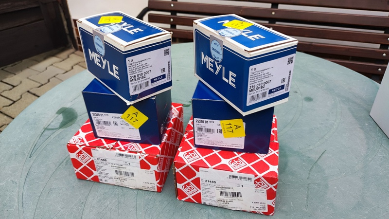 MINI COOPER set čapov a silenblokov na prednu nápravu