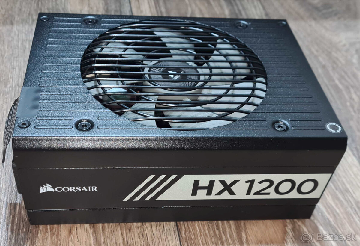 Corsair HX1200 PC zdroj