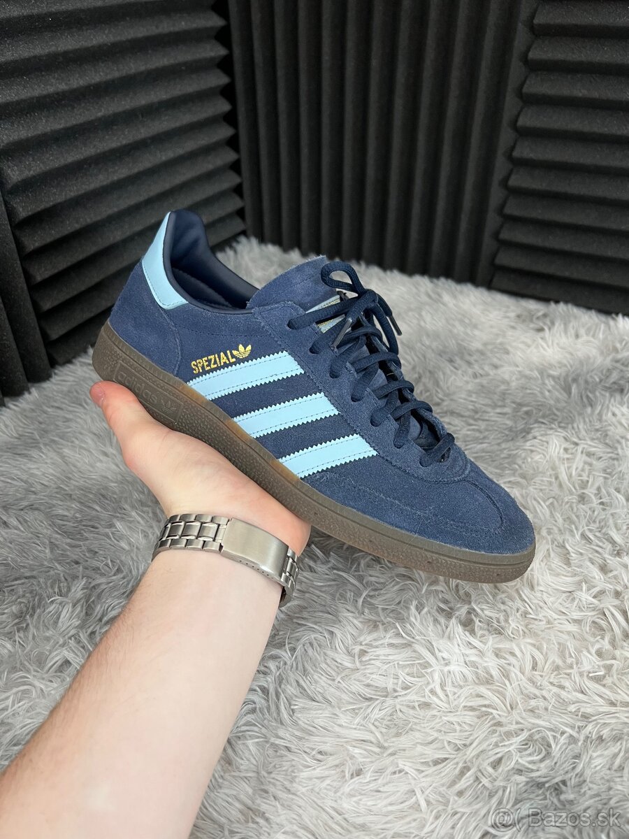 Adidas spezial