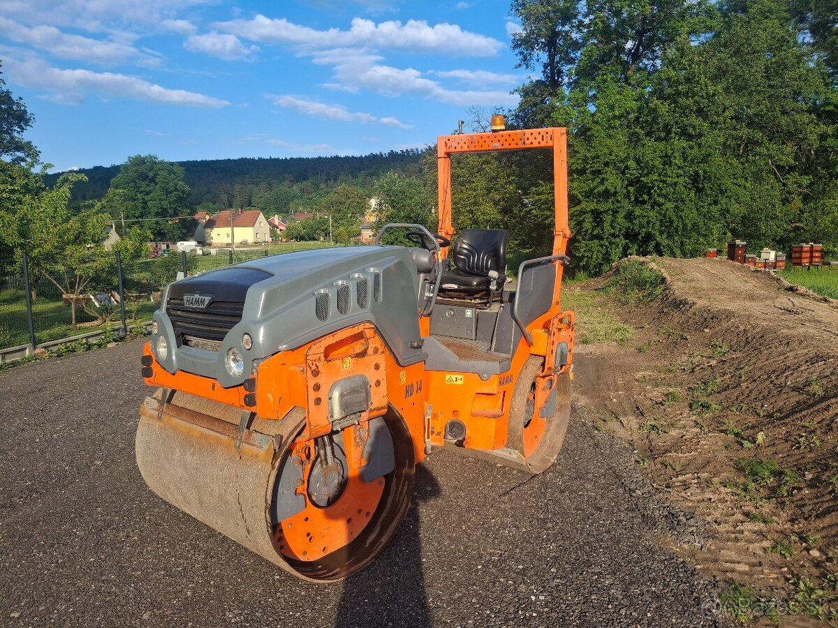 Válec Hamm HD 14VV Tandemový