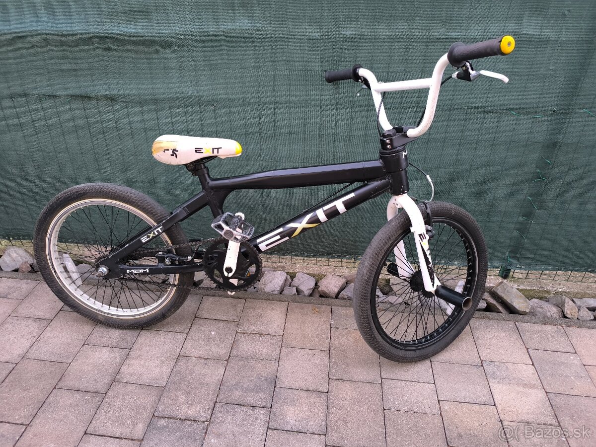 BMX bicykel