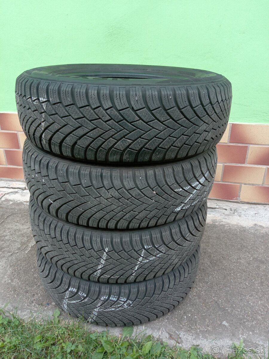 Predam gumy Nexen r.15