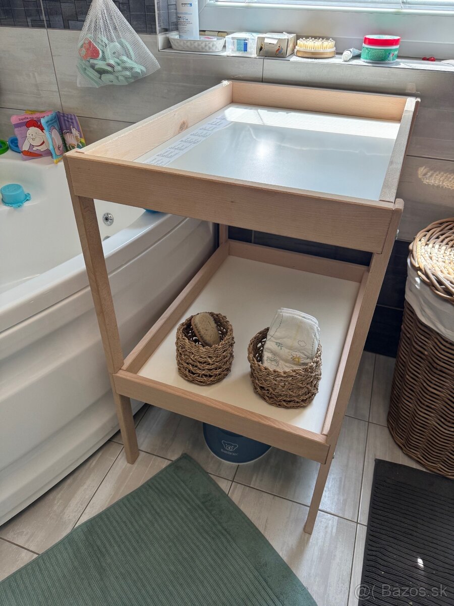 Prebaľovací stôl - IKEA SNIGLAR