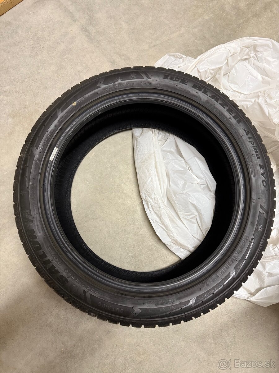 Sailun Ice Blazer Alpine Evo 235/45 R18