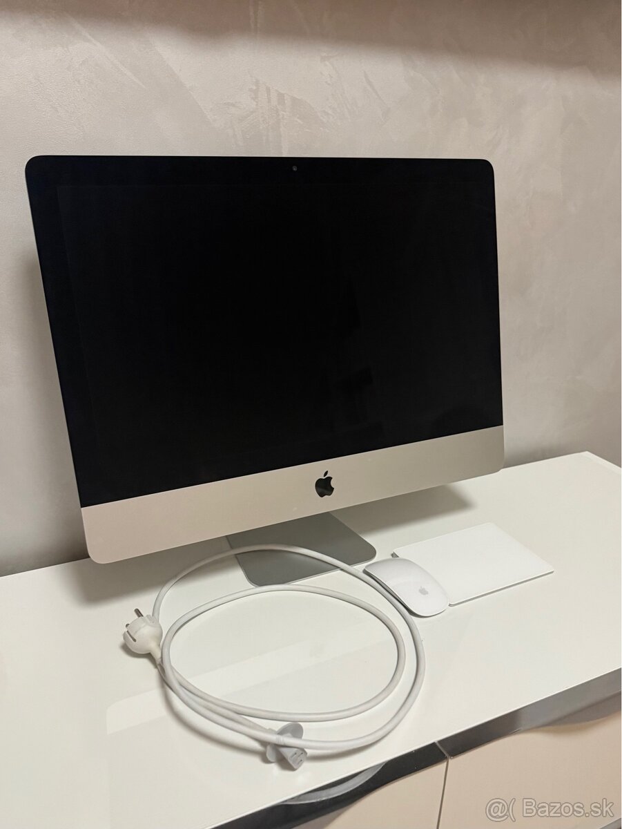 iMac 21.5” – i5 / 8GB RAM / 256GB SSD + 1TB HDD