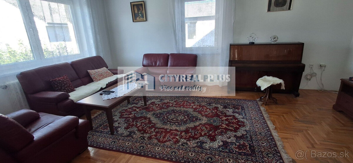 Ponúkame na prenájom 6 izbový rodinný dom v Nových Zámkoch z