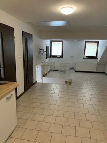 Prenájom 3-izbového bytu v Brezne