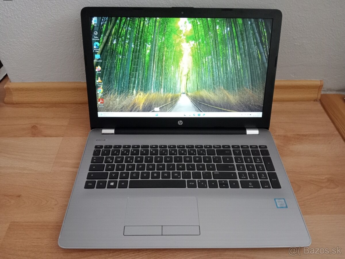 predám notebook Hp 250 g6 - Intel core i5 - 8gb ram - ssd