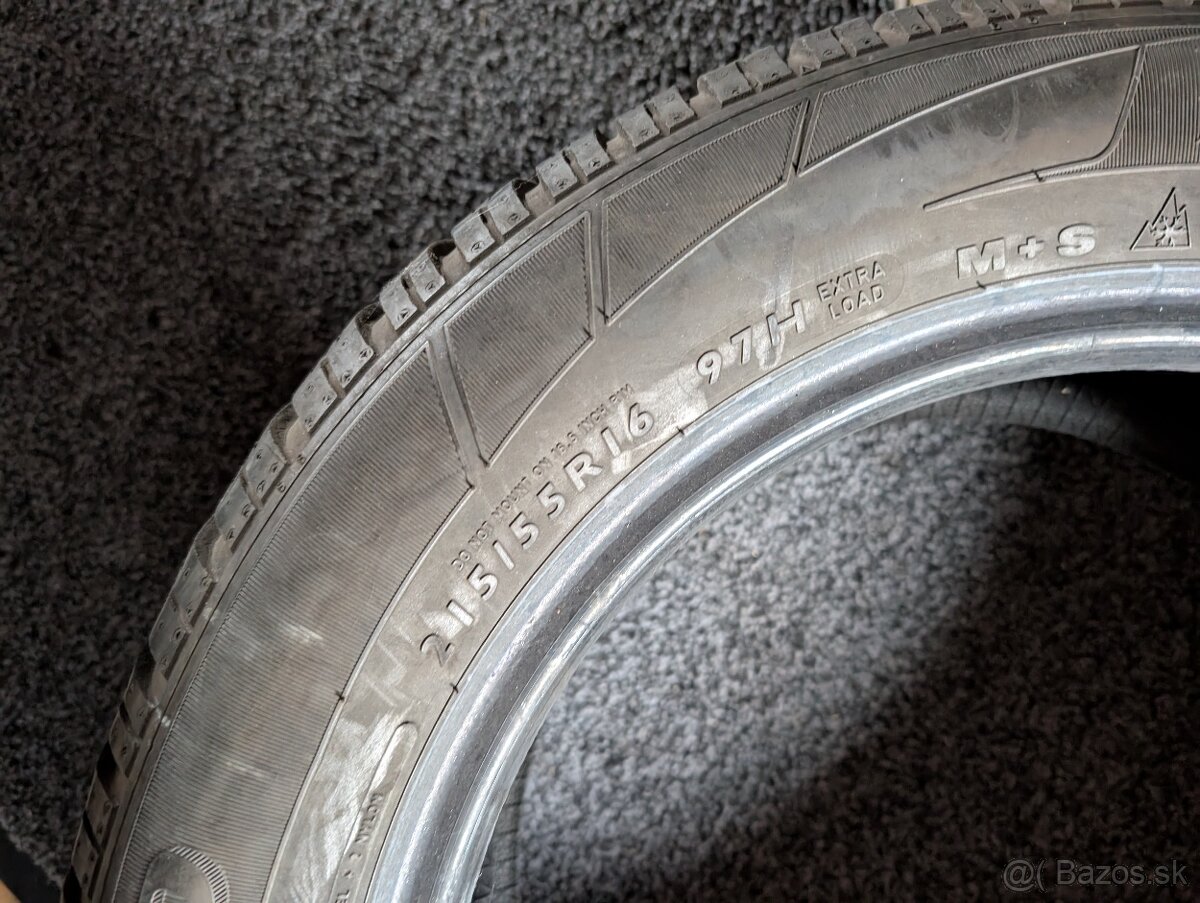 1 kus Dunlop  215/55 r16 97H dezen 7mm