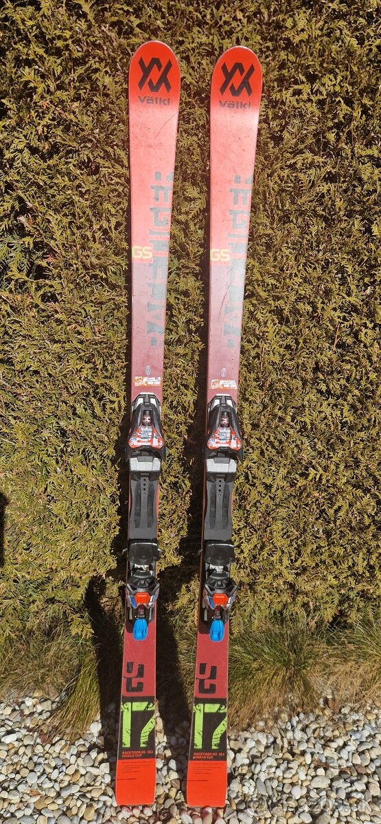 Lyže Volkl Racetiger GS 161 Jr