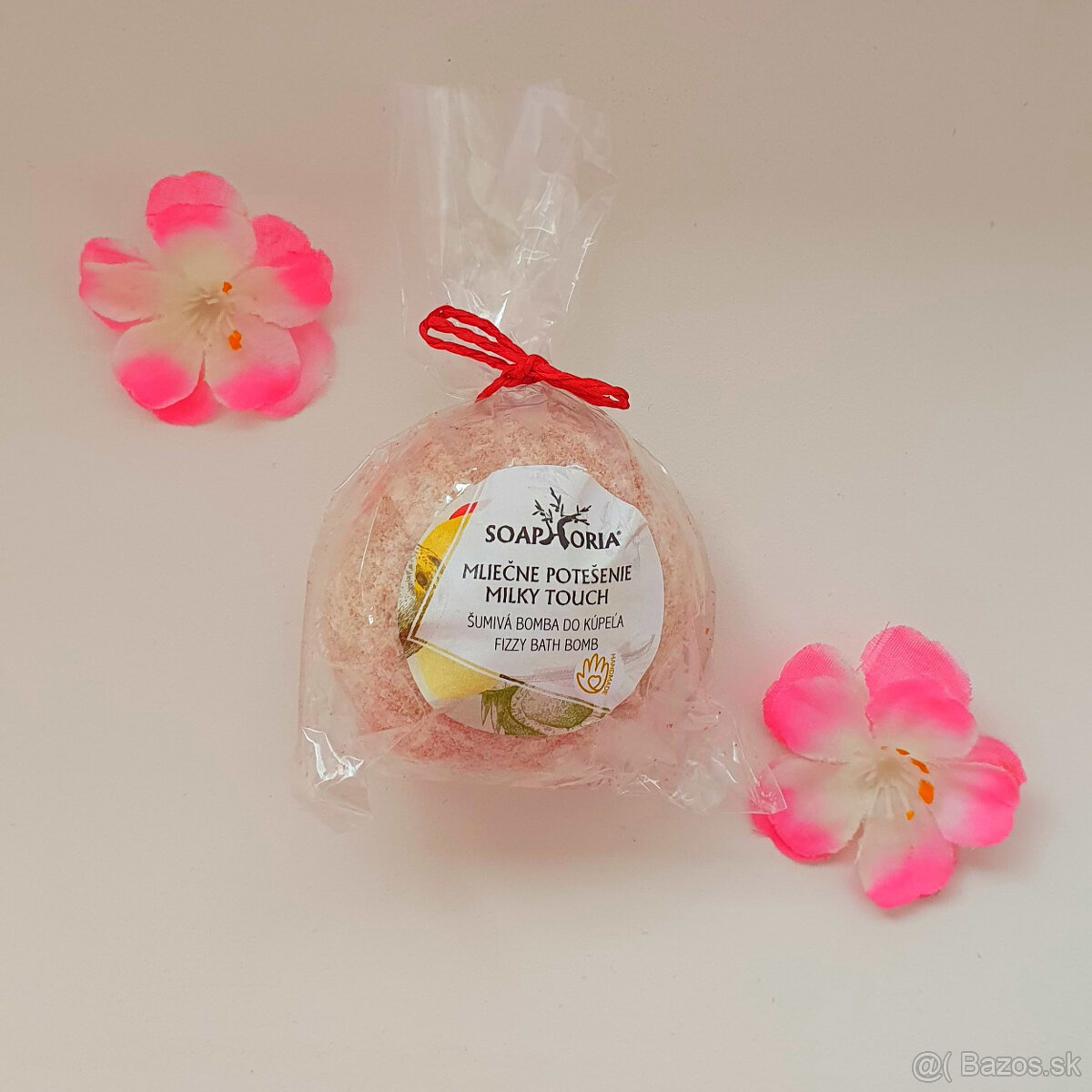 Prírodná šumivá guľa do kúpeľa SOAPHORIA