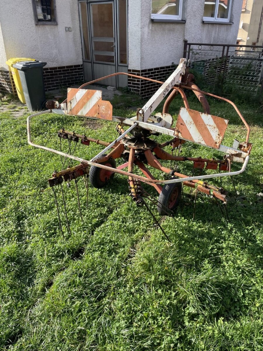 Hrabačka sena