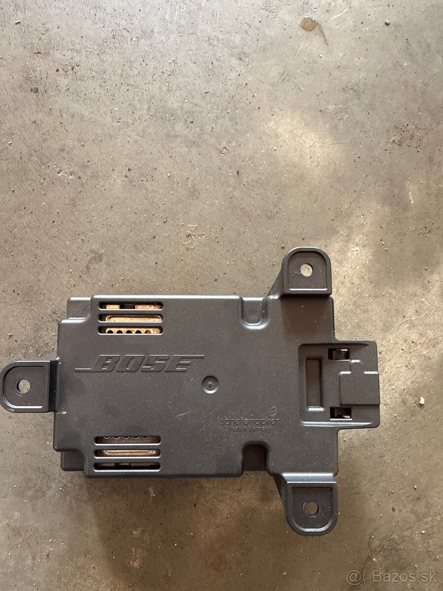 Zosilovač BOSE Audi a6 4f, MMI 2G