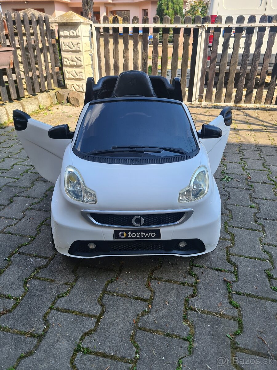 Elektrické autíčko Smart
