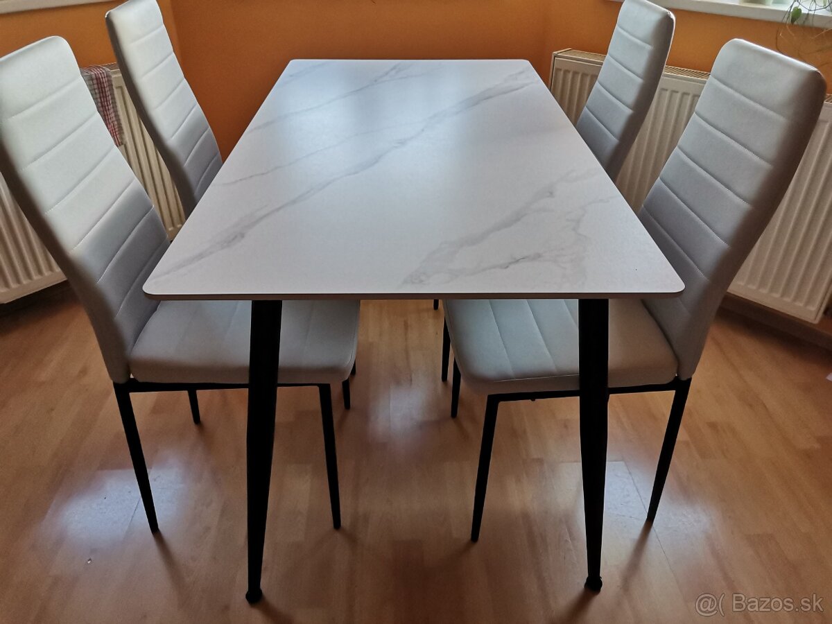 Predám jedálenský set