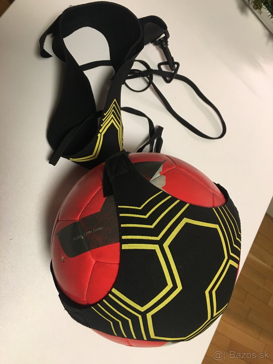 Tréningová guma na kopanie lopty