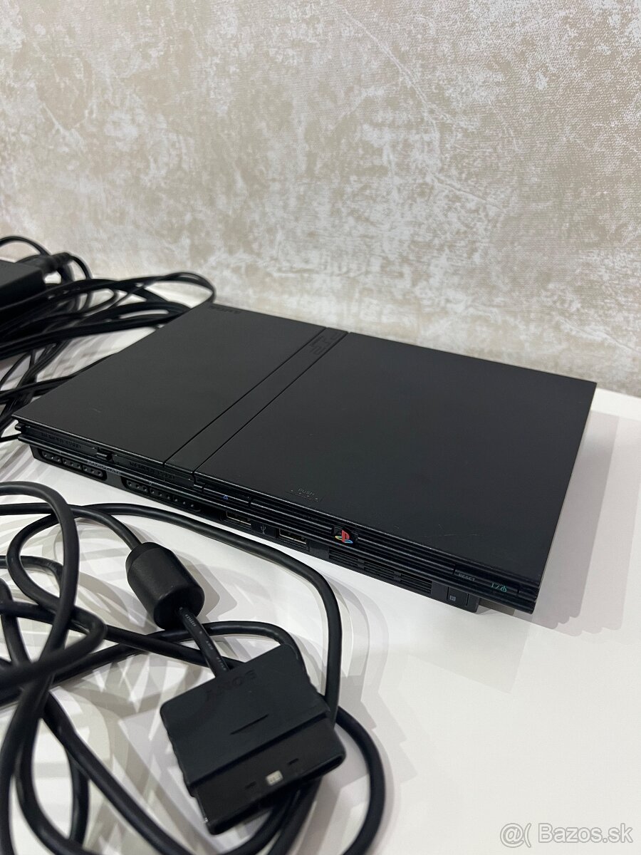 Sony Playstation 2 Slim,(PS2)