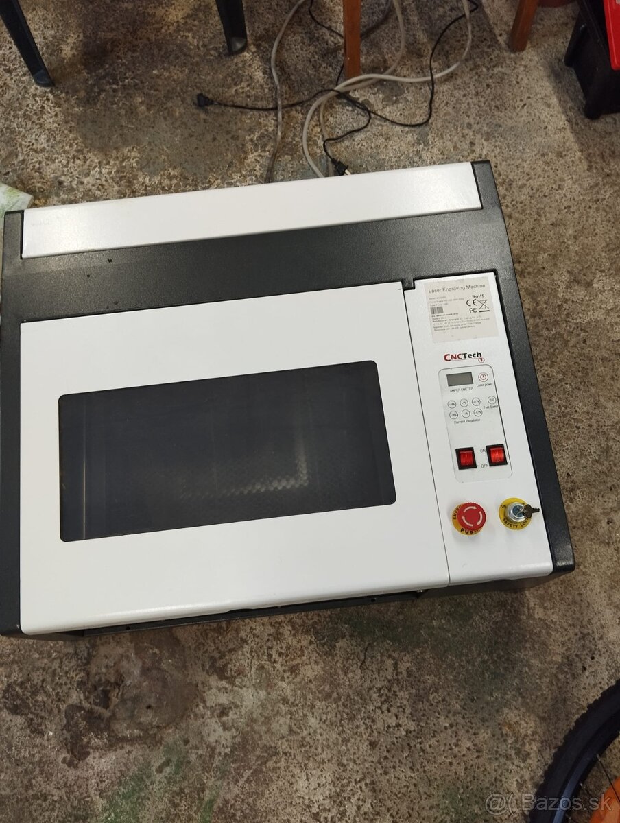 Laserový ploter CO2 40W 40x40cm + Red-Dot + Air-Assist + Prí