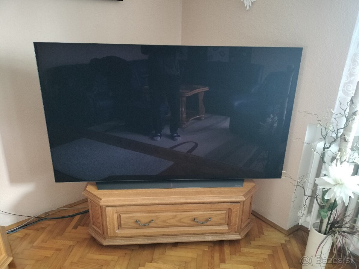 Predám televízor