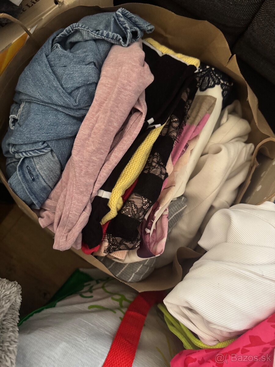 Všetky druhý oblečenia