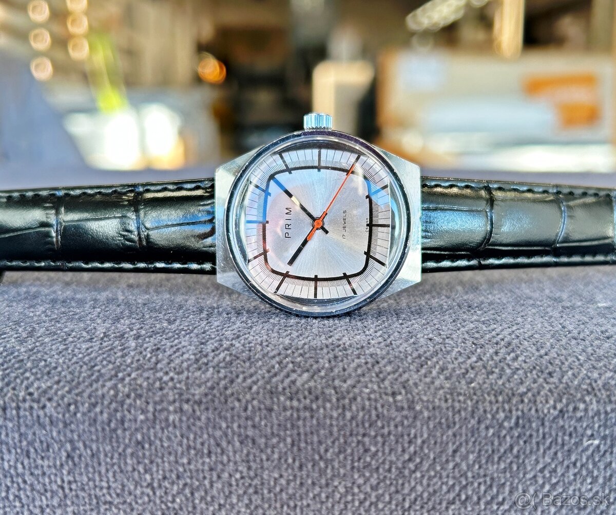 Československé mechanické vintage retro hodinky PRIM Televiz