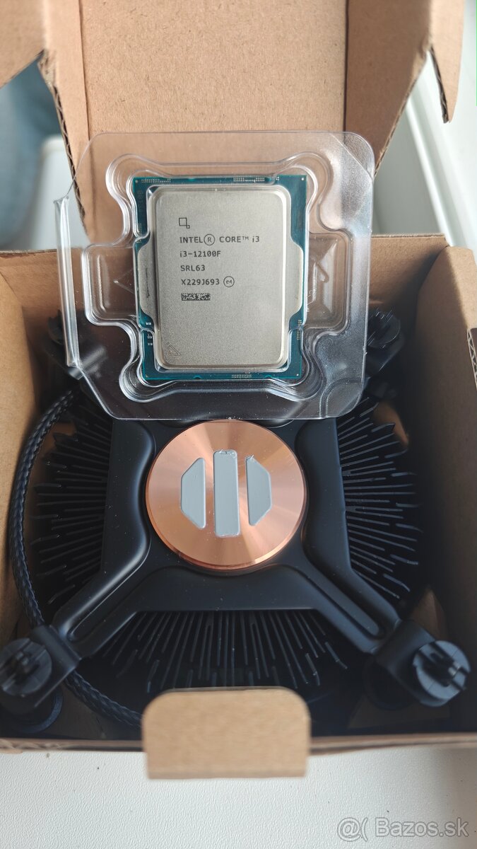 Intel Core i3-12100F