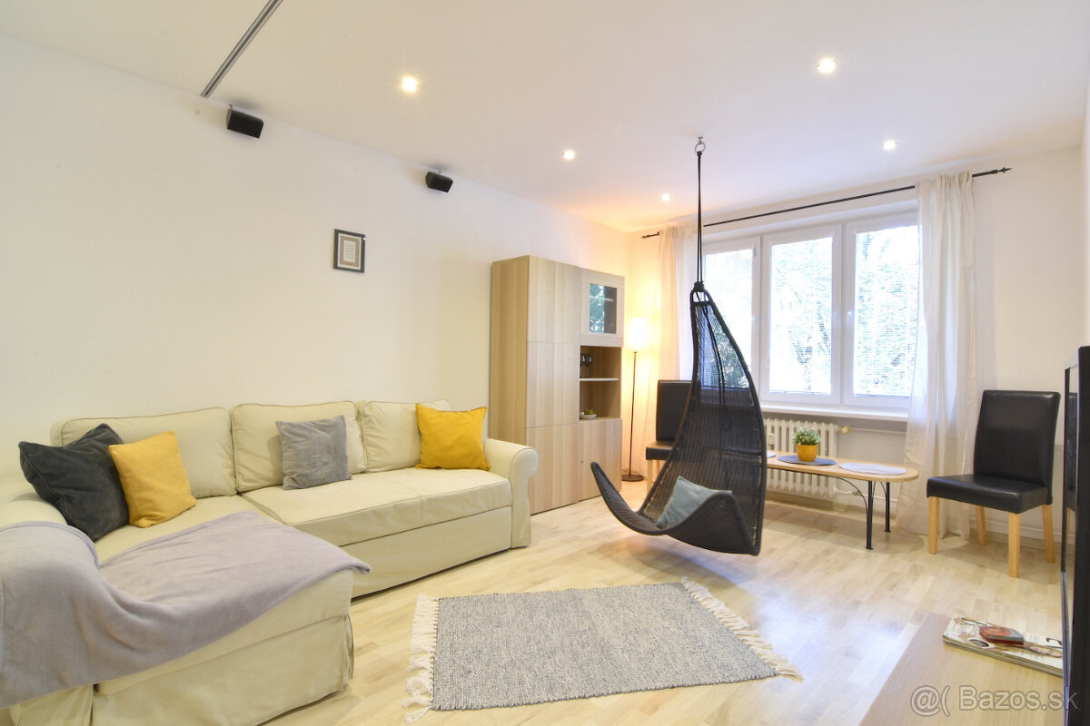 2-izbový zrekonštruovaný byt v centre (Stavbárska ulica)