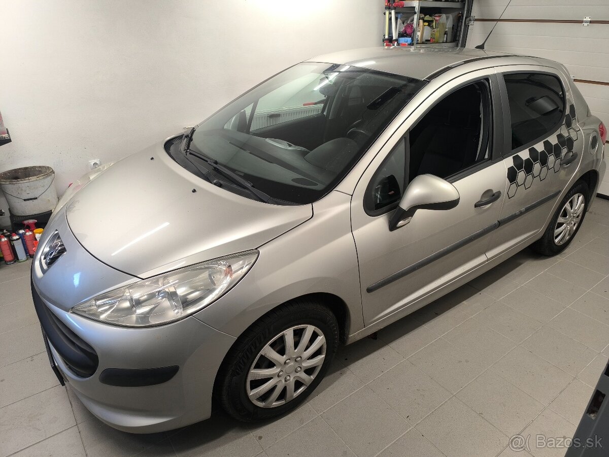 Peugeot 207 1,4 KFV