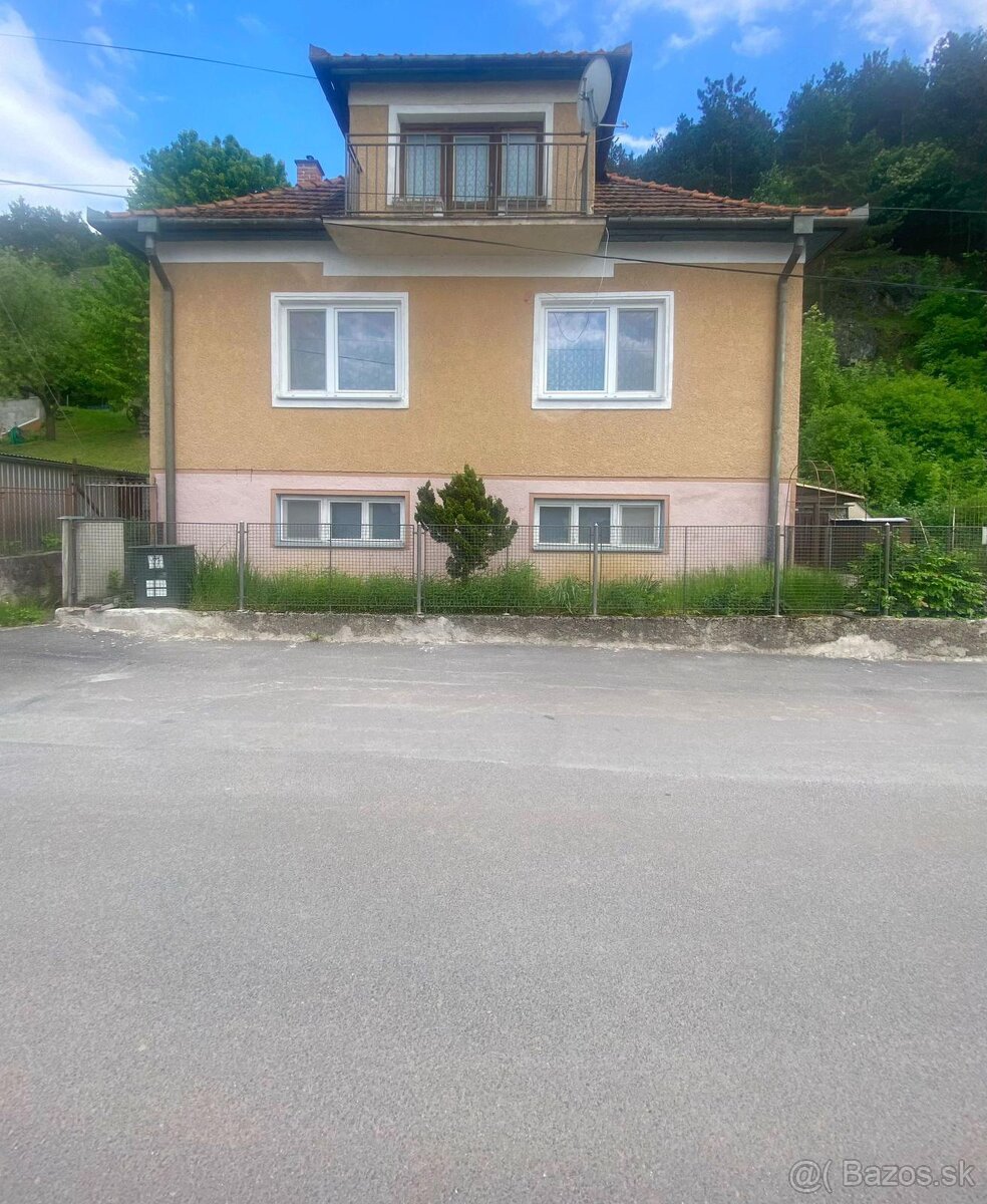 ZNÍŽENÁ CENA Rodinný dom Nitrica-pôvodný stav