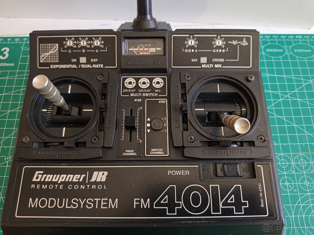 RC vysielač Graupner FM 4014