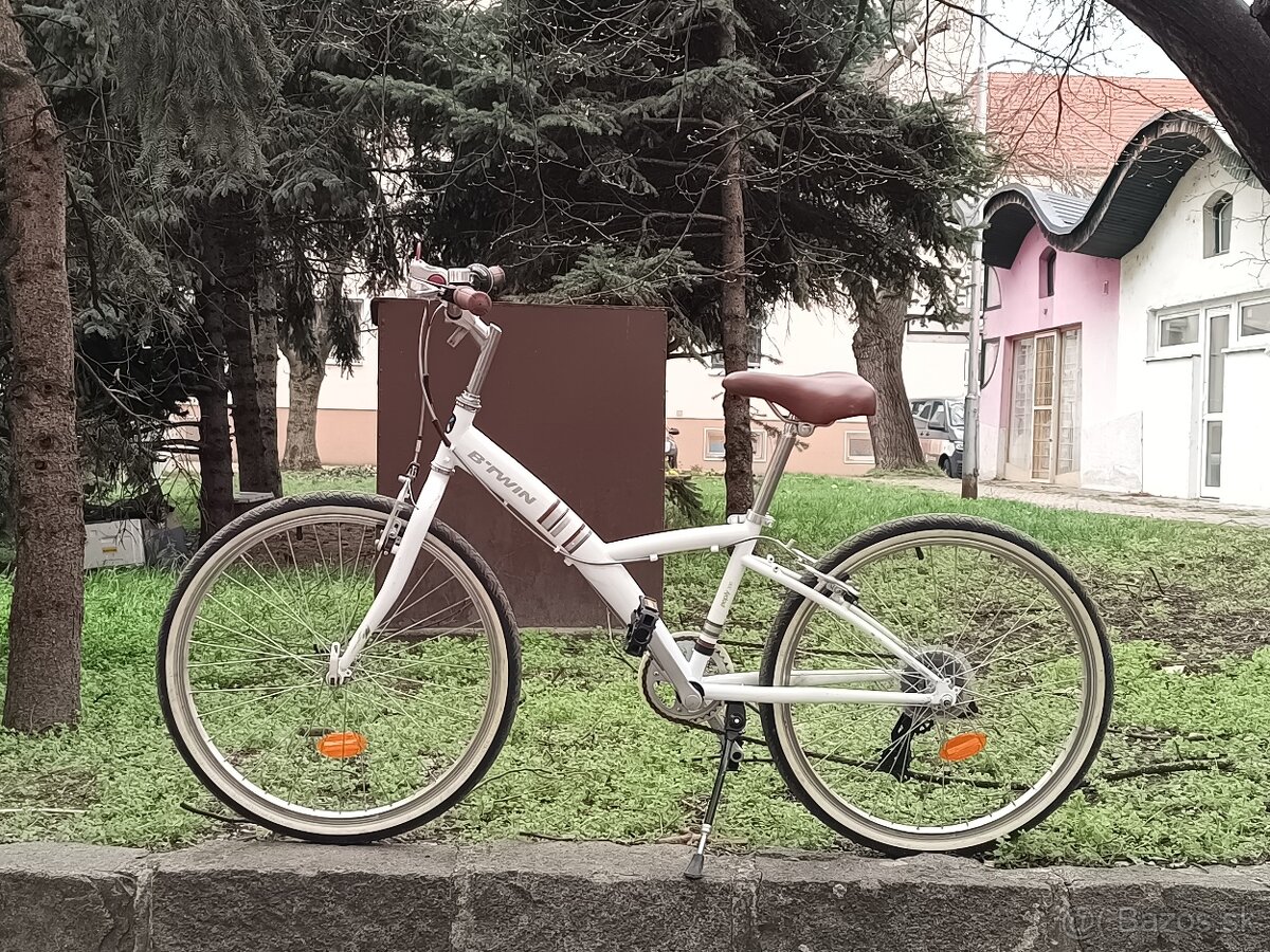 Predám dievčenský bicykel