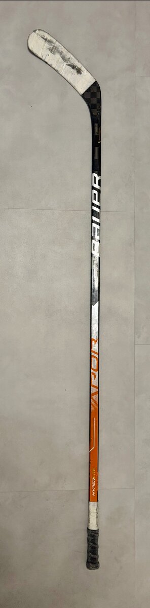 Hokejka Bauer Hyperlite custom