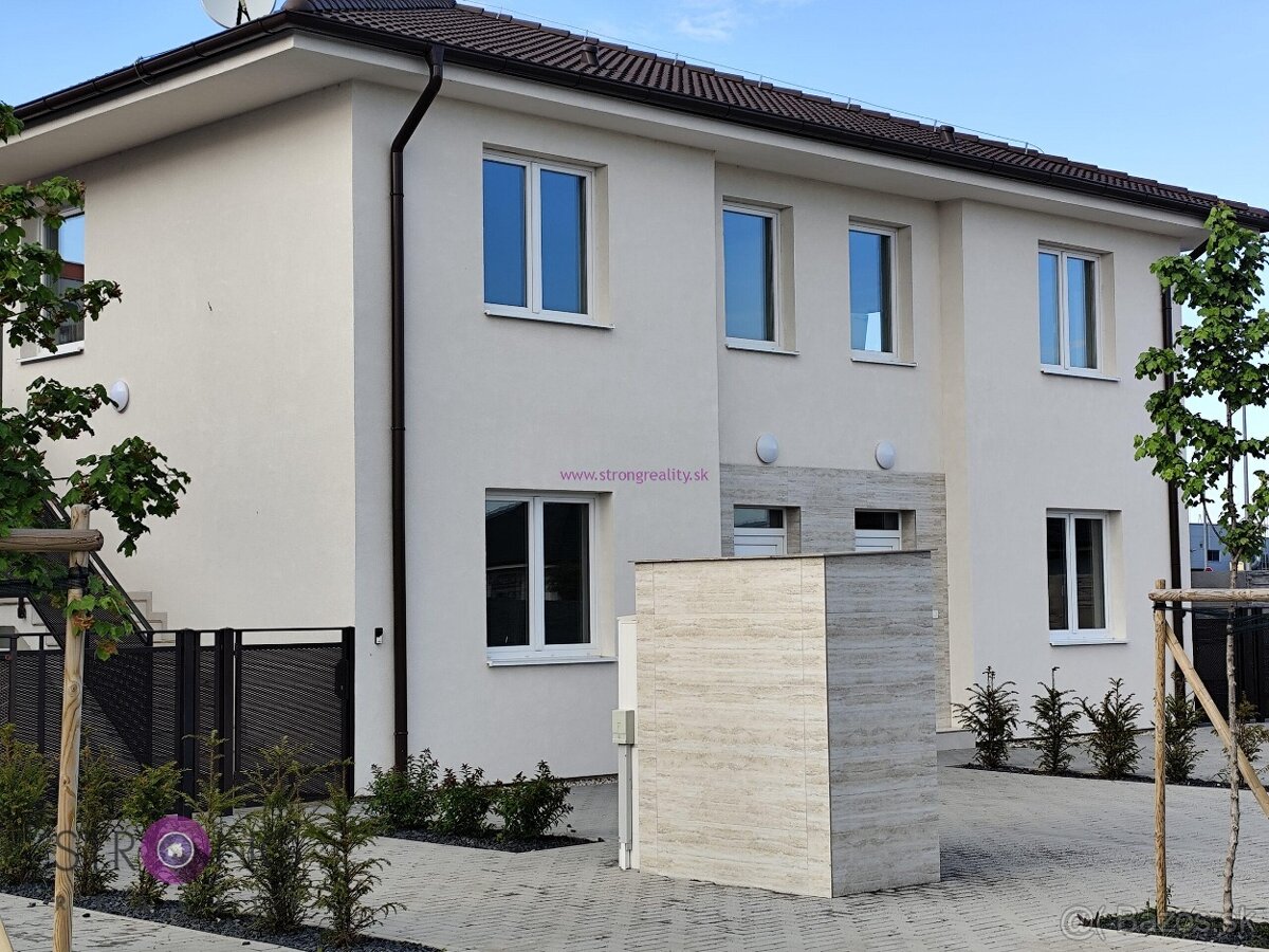 3 izbový byt s 2 parkovacími miestami a záhradkou