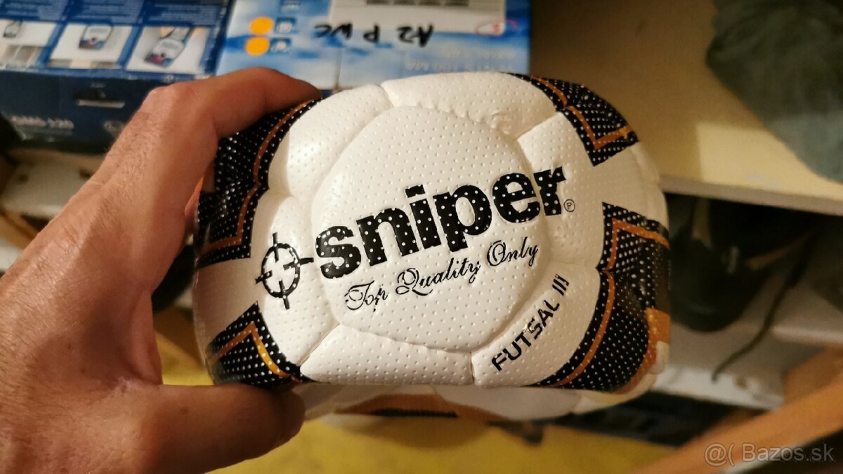 Predám futsalove lopty