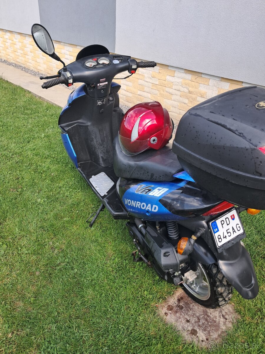 Skúter 50