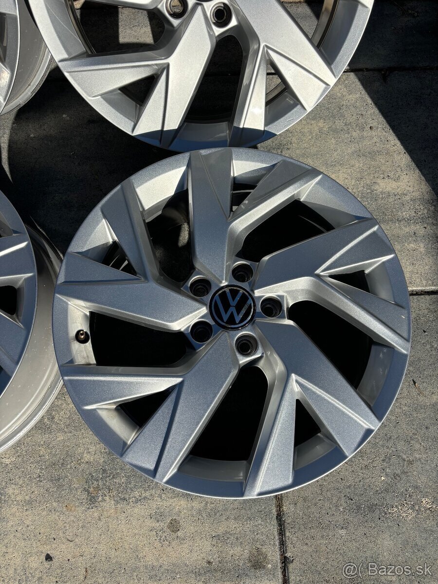 ✅ 5x112 r18 Tiguan top stav