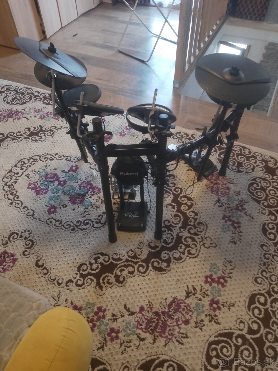 Elektrické bicie Roland 11