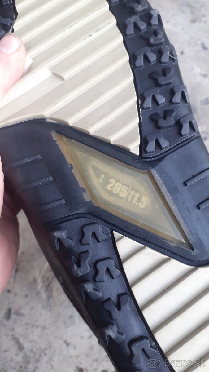 Snowboard čižmy rossignol xr 11.5