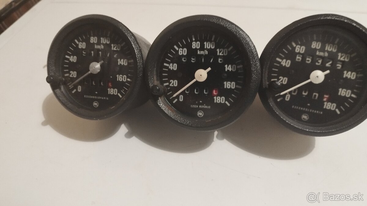 Tachometer škoda