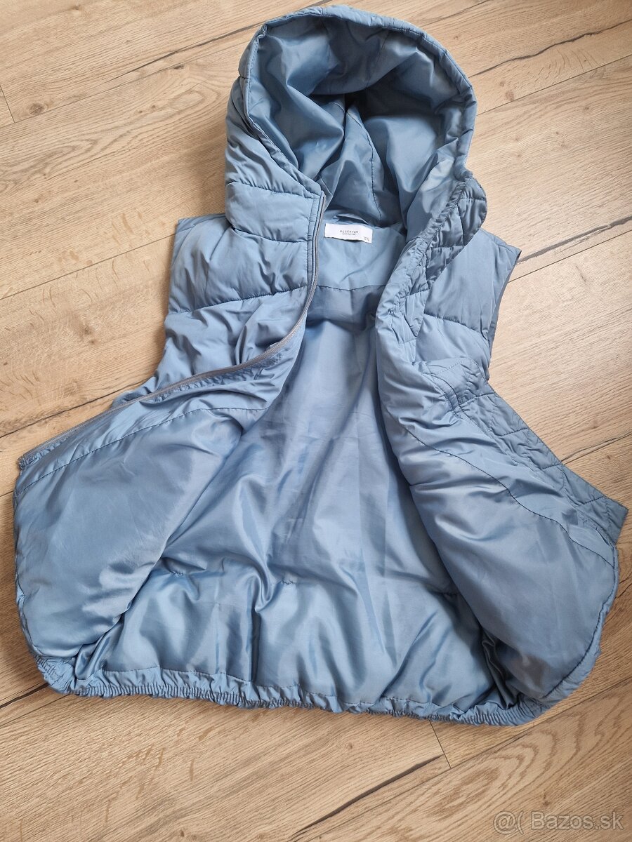 VESTA Reserved   40/42