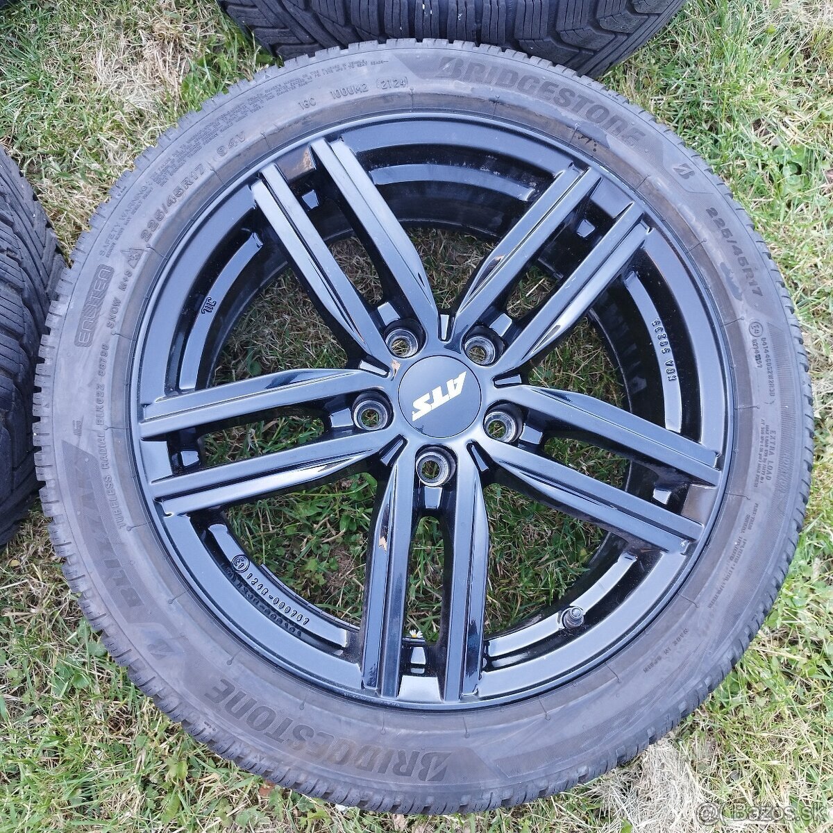 Zimne  peumatiy 225/45 r17 5x112 VW
