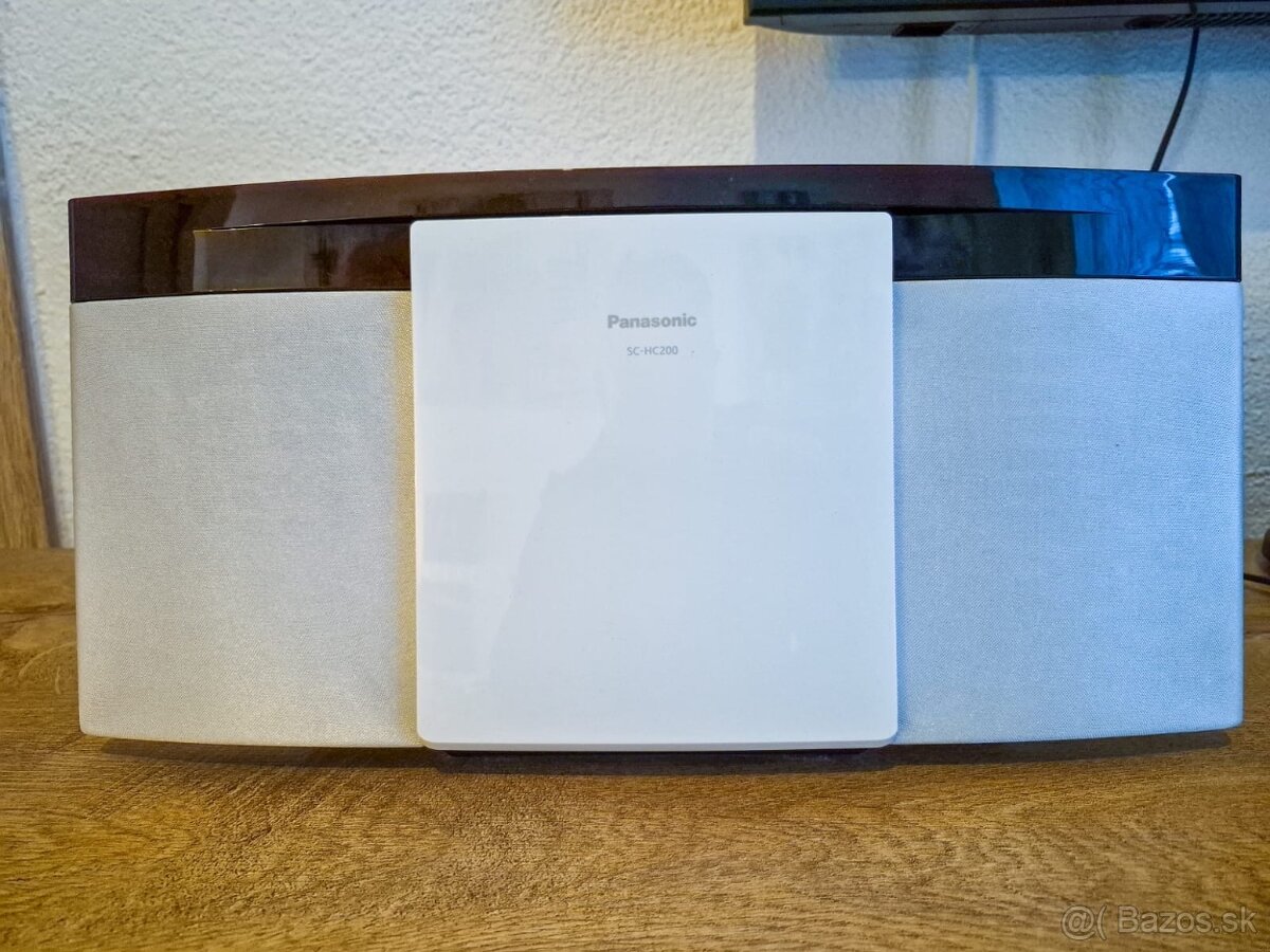 Ponúkam na predaj nové rádio Panasonic SC-HC 200
