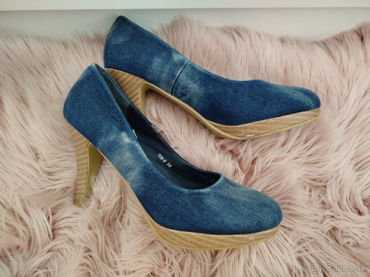 Damske lodicky dvoje