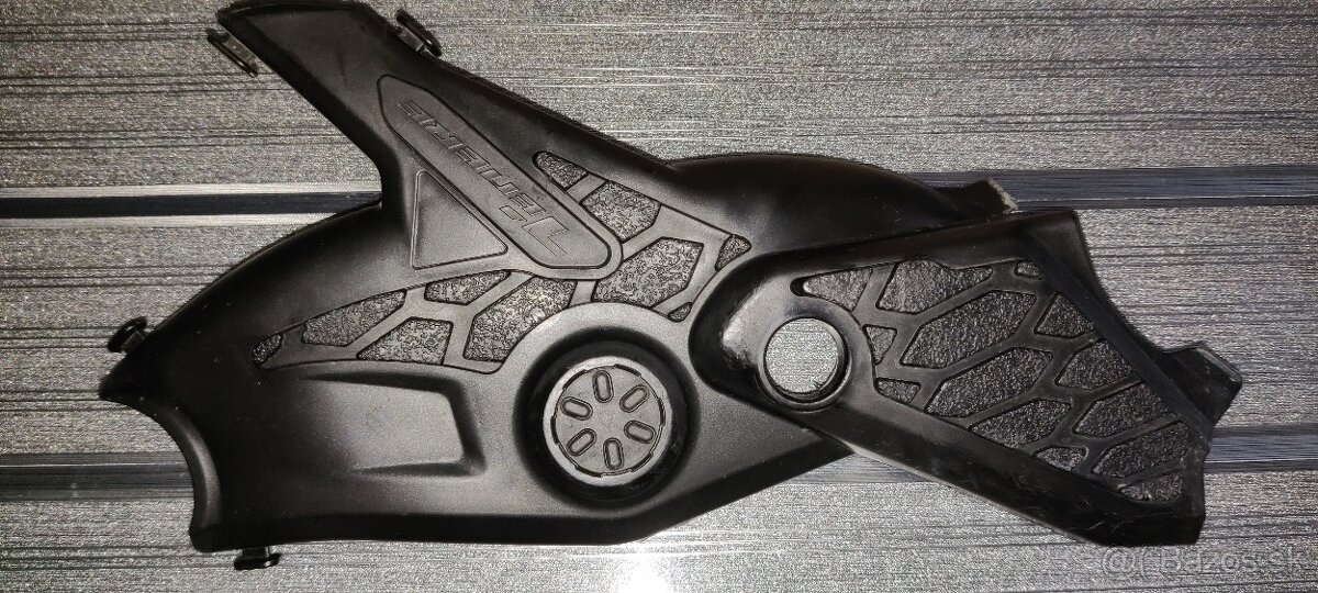 Kryt na Yamaha Tenere